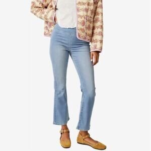 NWT We The Free In My Feelings Light Wash Mid Rise Crop Bootcut Jeans XS
